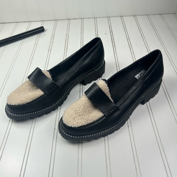Dolce Vita Black Leather Shearling Loafers Women’s Size 8 - Picture 3 of 9